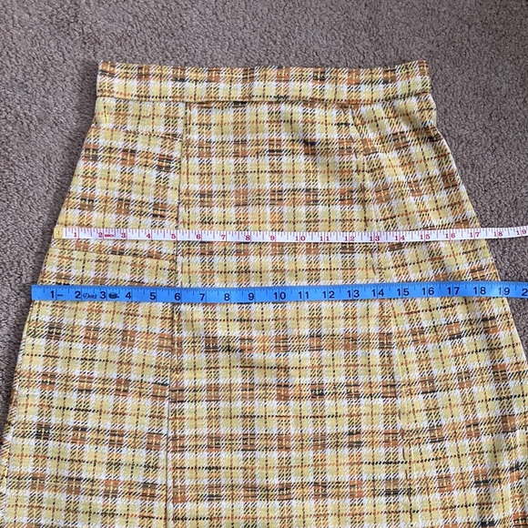 Vintage yellow warm toned plaid high waisted midi skirt, custom measurements - Picture 10 of 13